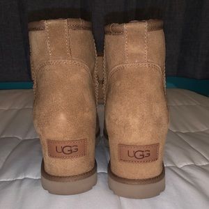 Femme mini UGG boots